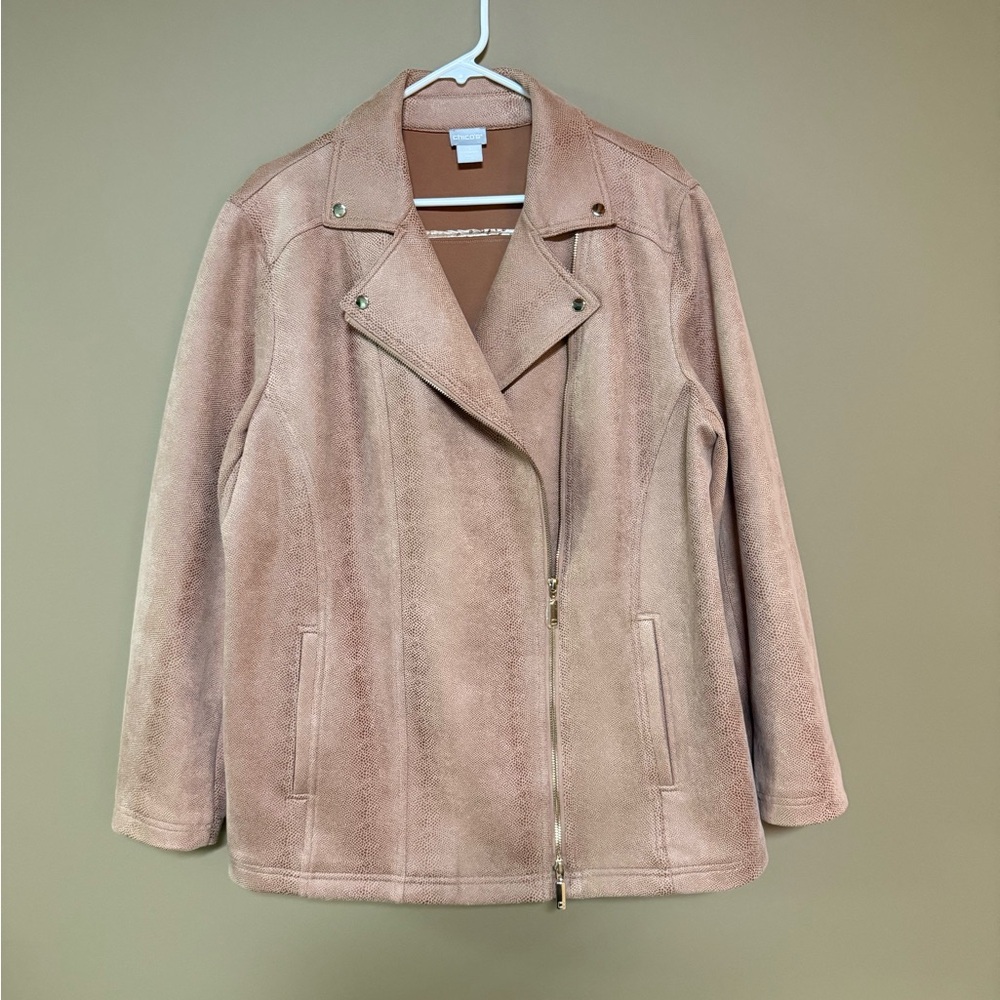 Chicos Women's blush/tan faux snakeskin gold detail moto jacket. Size 3 (16/18).